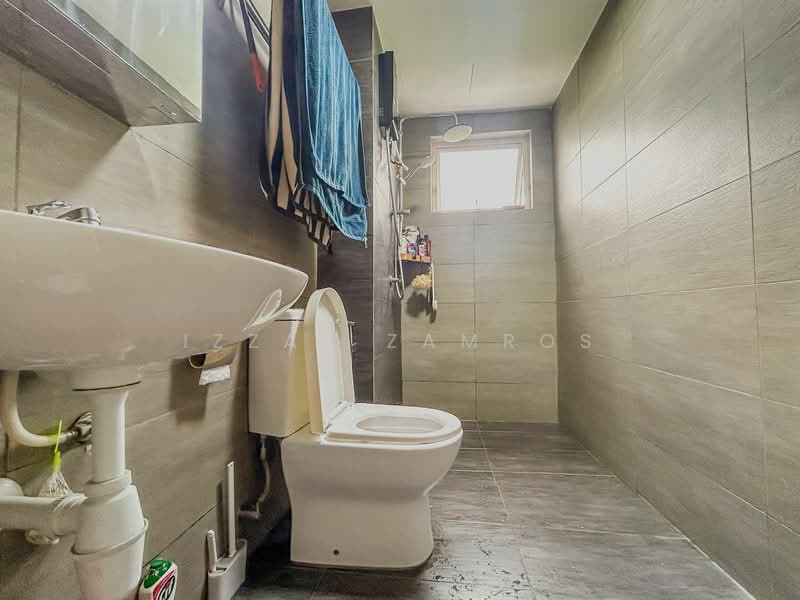 Apartment for Sale at Pangsapuri Miro - Izzat Zamros - Bathroom - PropertyGuru.com.my