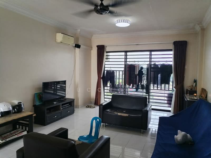 Pangsapuri untuk Dijual di Seri Mutiara Apartment - Yucong . - Living Room - PropertyGuru.com.my