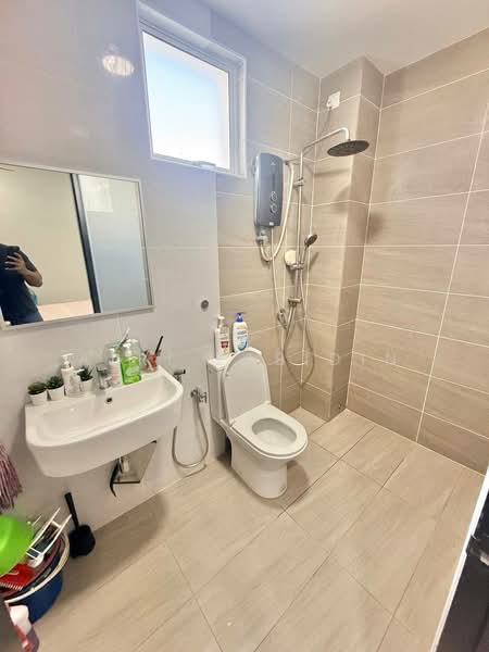 Rumah Teres untuk Disewa di Shah Alam (Selangor) - Azri Zabidin - Bathroom - PropertyGuru.com.my