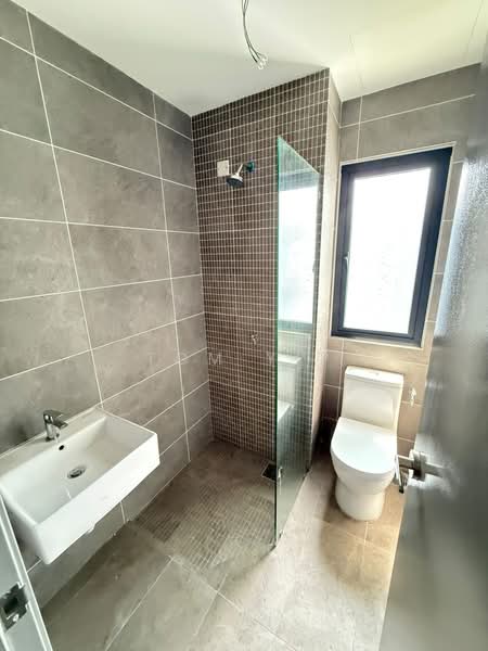 Condominium for Sale at Embayu - Tom Yip - Bathroom - PropertyGuru.com.my