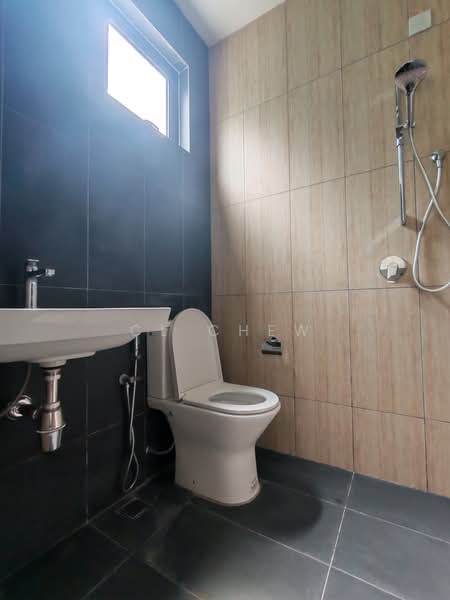 2-storey Terraced House for Rent in Alam Impian (Shah Alam) - CL Chew - Bathroom - PropertyGuru.com.my