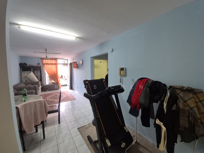 Kondominium untuk Dijual di Kenanga Point - Remus Chen - Living Room - PropertyGuru.com.my