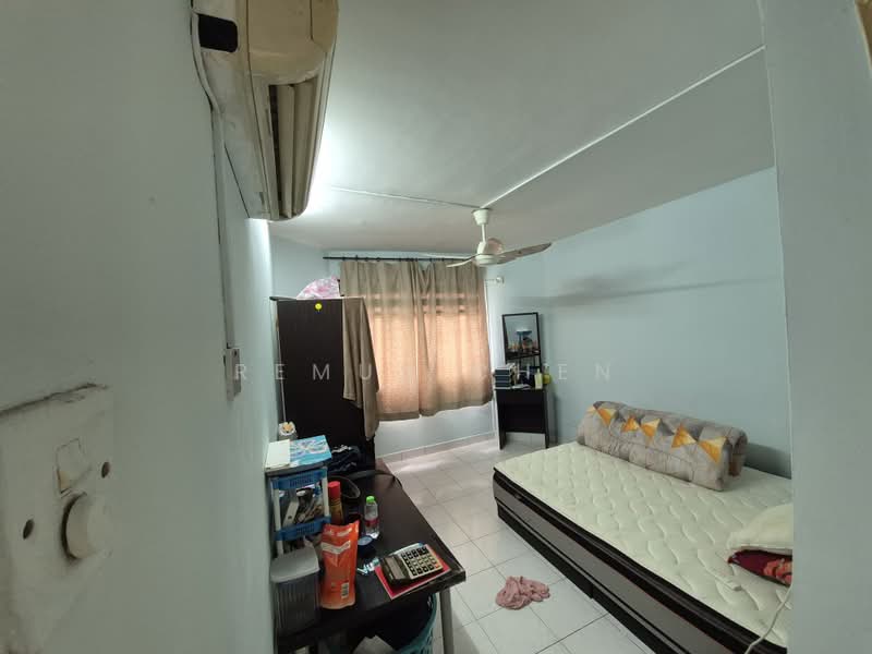 Kondominium untuk Dijual di Kenanga Point - Remus Chen - Bedroom - PropertyGuru.com.my