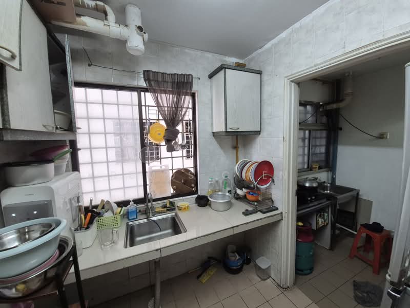 Kondominium untuk Dijual di Kenanga Point - Remus Chen - Kitchen - PropertyGuru.com.my