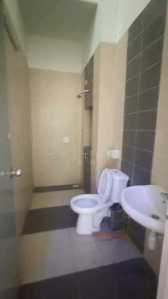 Rumah Teres 2 Tingkat untuk Dijual di Setia Indah 12 (Setia Alam) - Stella Tan - Bathroom - PropertyGuru.com.my