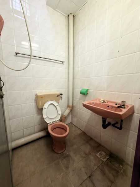 Rumah Teres 2 Tingkat untuk Dijual di Pengkalan Pegoh (Ipoh) - Aico Chow - Bathroom - PropertyGuru.com.my