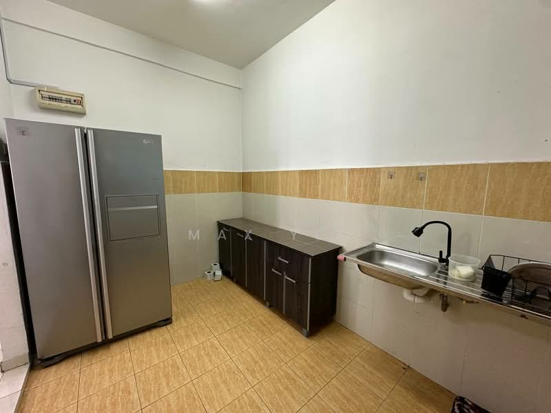 Pangsapuri untuk Disewa di Indah Court Apartment - Max Yee - Kitchen - PropertyGuru.com.my