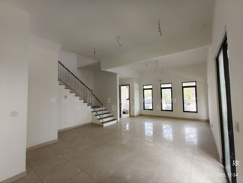 2-storey Terraced House for Sale in Cyberjaya (Selangor) - Mohd Zulhilmi Mohd Nor - Living Room - PropertyGuru.com.my