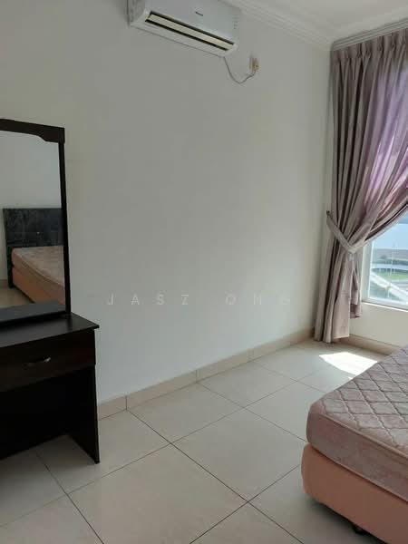 Service Residence for Sale at Pangsapuri Tanah Emas (Golden Sands) - Jasz Ong - Bedroom - PropertyGuru.com.my