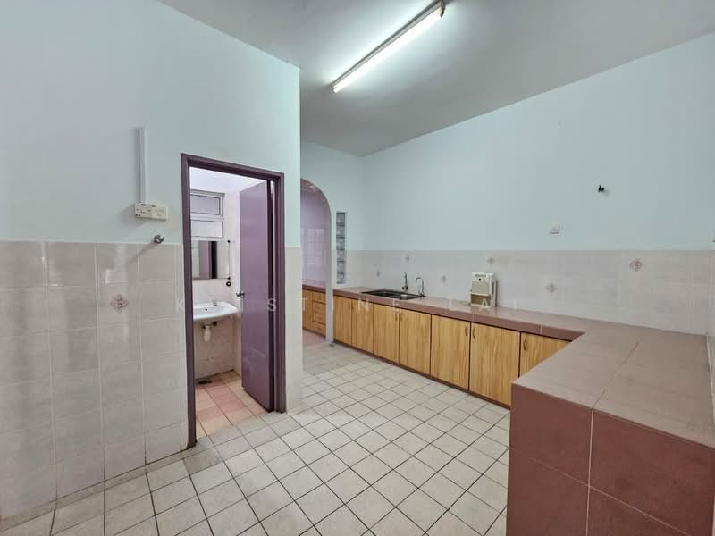 2-storey Terraced House for Sale in Taman Bukit Mewah (Kajang) - Kristine Lai - Kitchen - PropertyGuru.com.my
