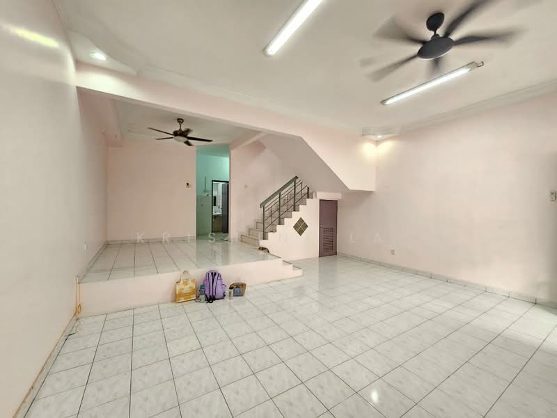 2-storey Terraced House for Sale in Taman Bukit Mewah (Kajang) - Kristine Lai - Living Room - PropertyGuru.com.my