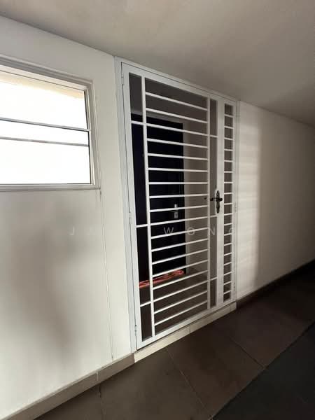 Servis Apartment untuk Disewa di KSL Residence @ Daya - Jack Wong - Entrance - PropertyGuru.com.my