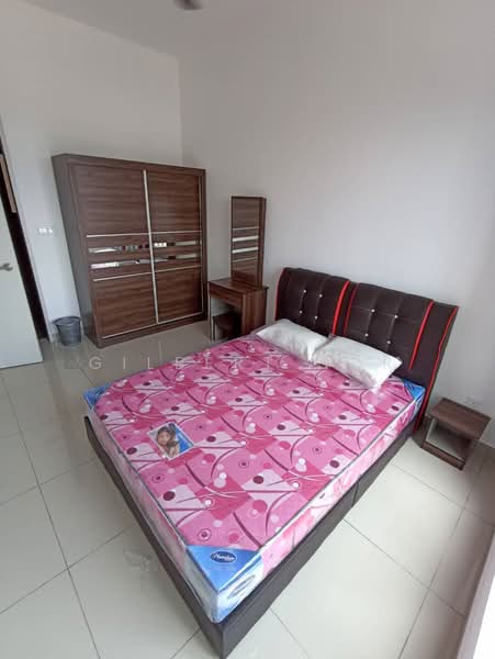 Service Residence for Sale at Sinaran - Gilbert Hor - Bedroom - PropertyGuru.com.my