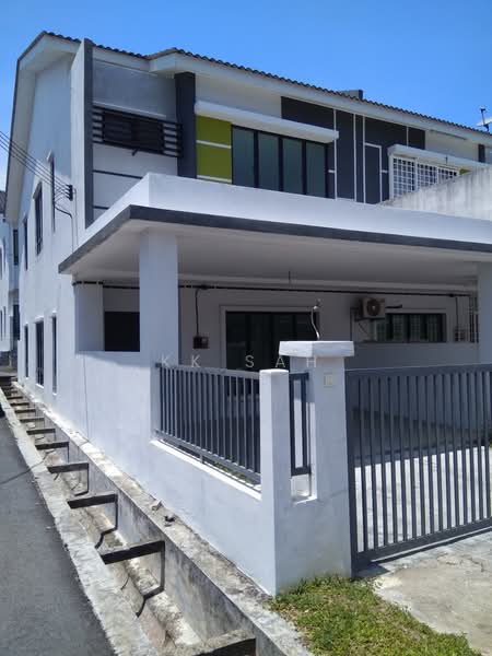 Rumah Teres 2 Tingkat untuk Dijual di Semenyih Parklands (Beranang) - KK Sah - Exterior - PropertyGuru.com.my