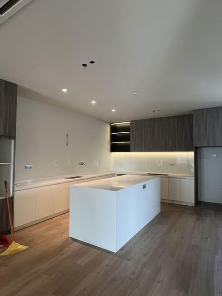 Semi-D Factory for Rent in Novus Business Park Glenmarie (Shah Alam) - Ciana Lim - Kitchen - PropertyGuru.com.my