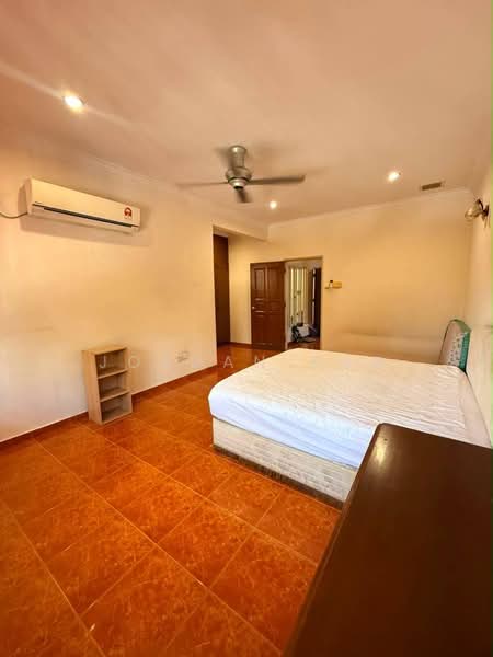 2-storey Terraced House for Rent in Permas Jaya (Johor Bahru) - Jordan Kau - PropertyGuru.com.my