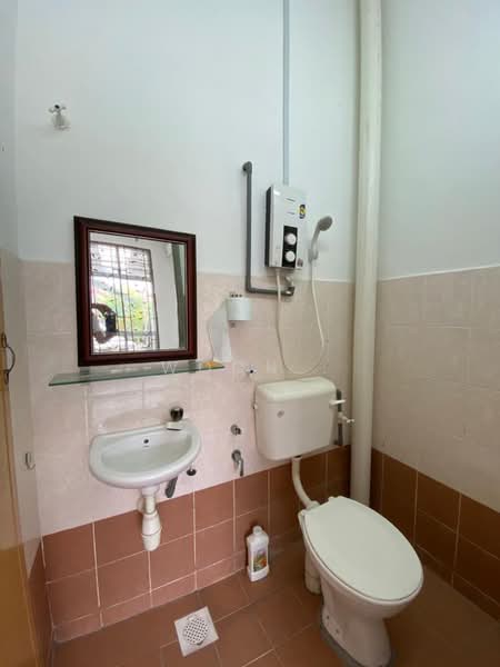 Rumah Teres 1 Tingkat untuk Dijual di Taman Permatang Pasir Perdana (Alai) - Woon . - Bathroom - PropertyGuru.com.my