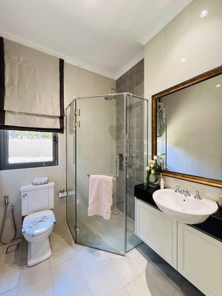 Semi-Detached House for Sale in Taman Sri Ukay (Ulu Kelang) - Lucas Choo - Bathroom - PropertyGuru.com.my