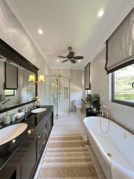 Semi-Detached House for Sale in Taman Sri Ukay (Ulu Kelang) - Lucas Choo - Bathroom - PropertyGuru.com.my