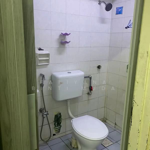 Pangsapuri untuk Dijual di Pangsapuri Subang Suria - Faliyana binti Muda - PropertyGuru.com.my