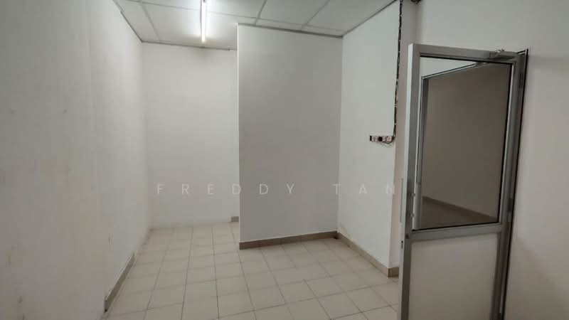 Shop / Office for Rent in Bayan Lepas (Penang) - Freddy Tan - Interior - PropertyGuru.com.my