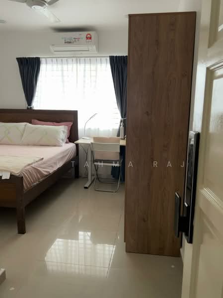 1.5-storey Terraced House for Sale in Usj 11 (Subang Jaya) - P Utahma Raj - Bedroom - PropertyGuru.com.my