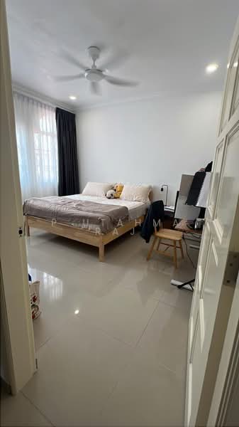 1.5-storey Terraced House for Sale in Usj 11 (Subang Jaya) - P Utahma Raj - Bedroom - PropertyGuru.com.my