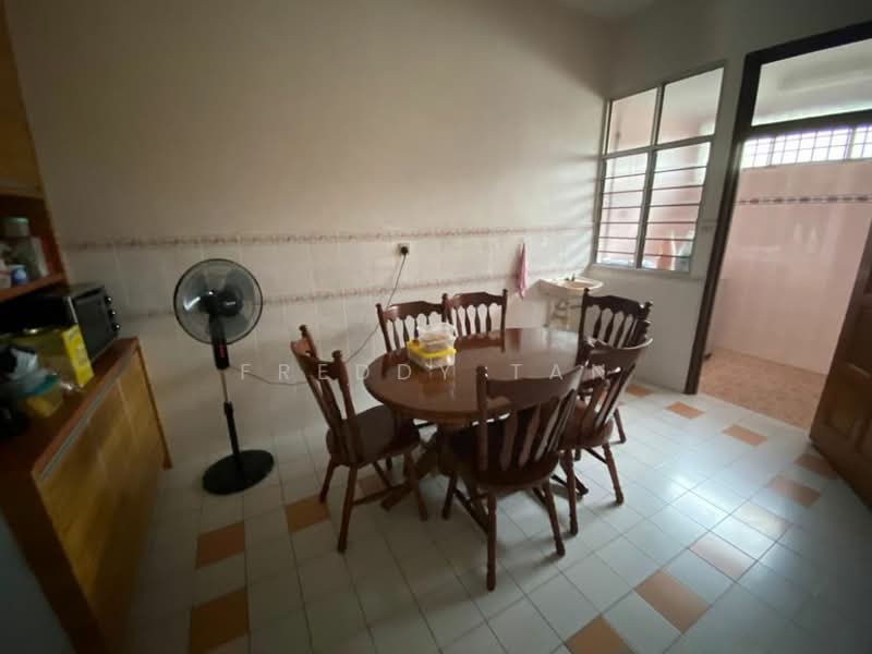 Rumah Teres 2 Tingkat untuk Dijual di Sungai Nibong (Bayan Lepas) - Freddy Tan - Dining Room - PropertyGuru.com.my