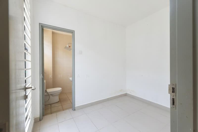 2-storey Terraced House for Sale in Presint 11 (Putrajaya) - Fakhzan Badiran - Bathroom - PropertyGuru.com.my