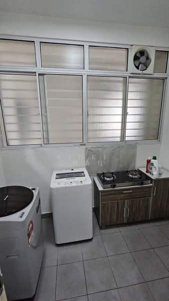 Condominium for Rent at The Holmes 1 - KINKI CHAN - Kitchen - PropertyGuru.com.my