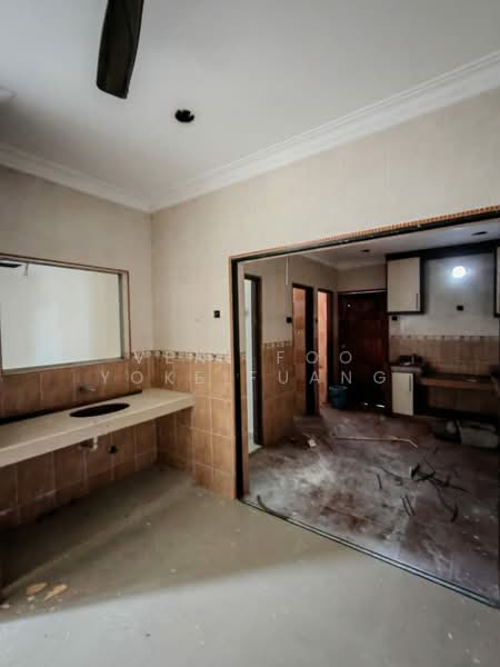 Semi-Detached House for Rent in Klang (Selangor) - Veni Foo Yoke Fuang - Kitchen - PropertyGuru.com.my