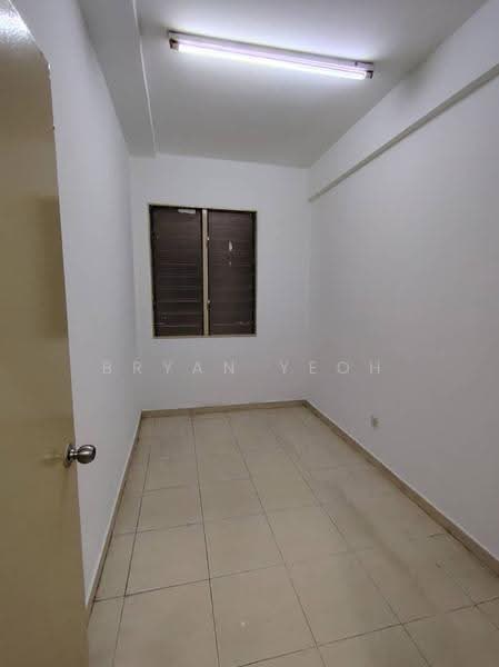 Pangsapuri untuk Dijual di Jelutong Apartment - Bryan Yeoh - Interior - PropertyGuru.com.my