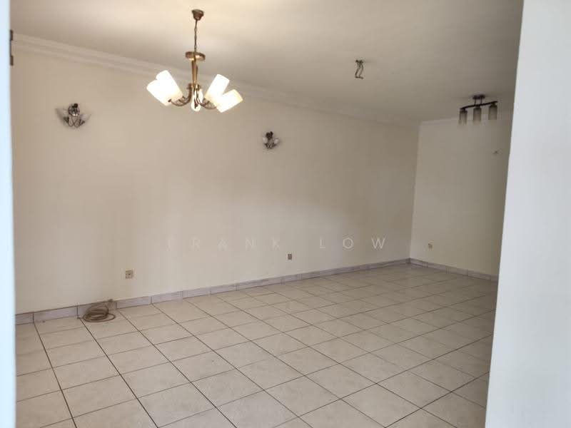 2-storey Terraced House for Sale in Bukit Rahman Putra (Sungai Buloh) - Frank Low - PropertyGuru.com.my