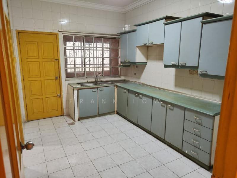 2-storey Terraced House for Sale in Bukit Rahman Putra (Sungai Buloh) - Frank Low - PropertyGuru.com.my