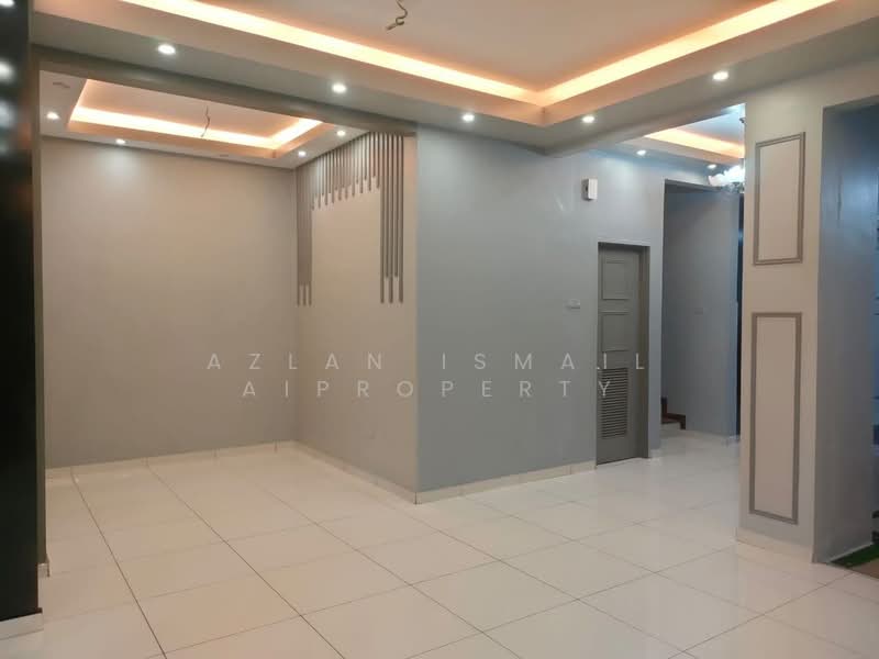 Rumah Teres 2 Tingkat untuk Dijual di Rini Hills 2 (Skudai) - Azlan Ismail aiproperty - Living Room - PropertyGuru.com.my