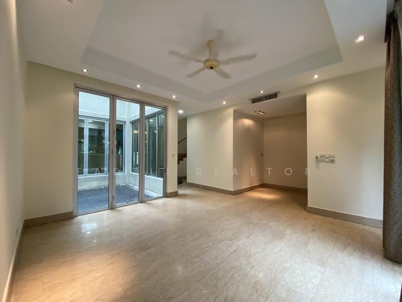 Rumah Berkembar untuk Dijual di Mont Kiara (Kuala Lumpur) - Fadzli Realtor - Living Room - PropertyGuru.com.my