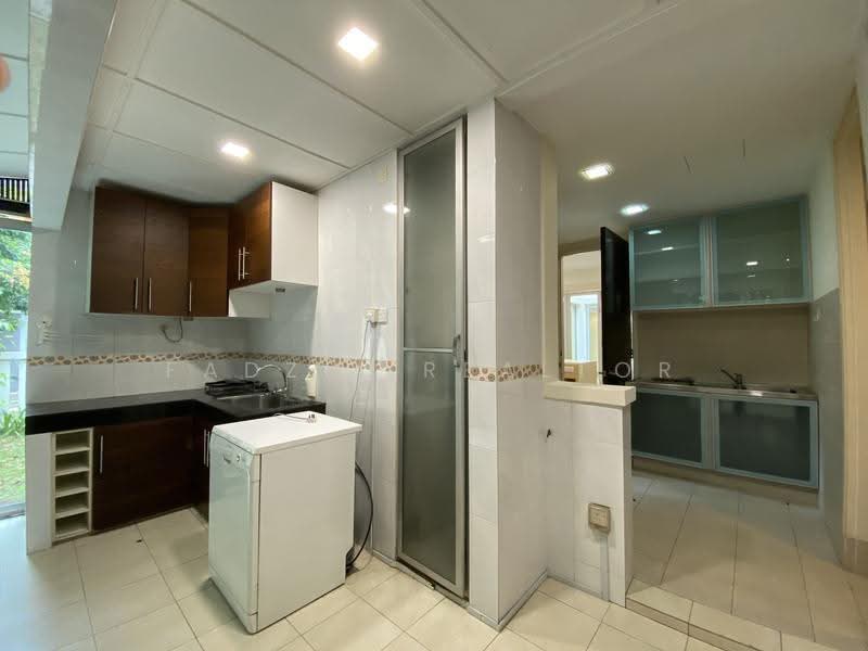 Rumah Berkembar untuk Dijual di Mont Kiara (Kuala Lumpur) - Fadzli Realtor - Kitchen - PropertyGuru.com.my