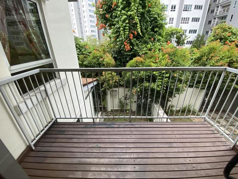 Rumah Berkembar untuk Dijual di Mont Kiara (Kuala Lumpur) - Fadzli Realtor - Balcony - PropertyGuru.com.my