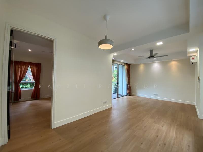 Rumah Berkembar untuk Dijual di Mont Kiara (Kuala Lumpur) - Fadzli Realtor - Living Room - PropertyGuru.com.my