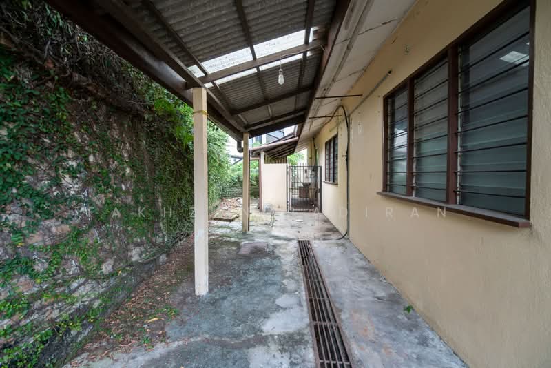 Rumah Banglo untuk Dijual di Kampung Tunku (Petaling Jaya) - Fakhzan Badiran - Exterior - PropertyGuru.com.my
