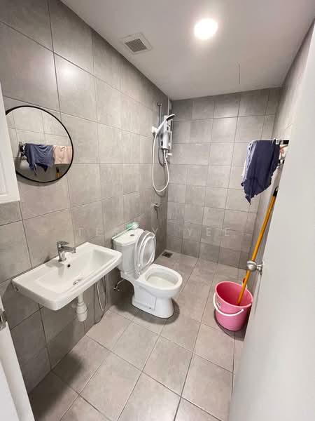 Servis Apartment untuk Dijual di One Equine - Terry Yee - Bathroom - PropertyGuru.com.my