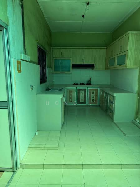Shop / Office for Rent in Permas Jaya (Johor) - Hong . - Kitchen - PropertyGuru.com.my