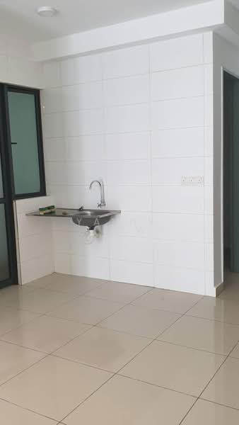 Service Residence for Sale at KL Traders Square - Yanny Siow - Kitchen - PropertyGuru.com.my