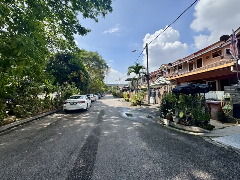 2-storey Terraced House for Sale in Seksyen 5 (Kota Damansara) - Azian Nasa - PropertyGuru.com.my
