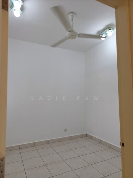 Condominium for Rent at Pelangi Utama 2 - Eadie Paw - Interior - PropertyGuru.com.my