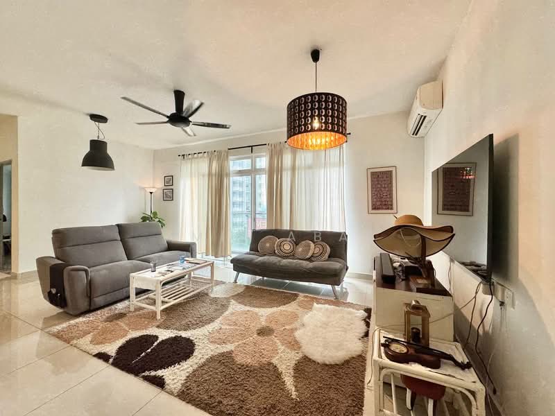 Kondominium untuk Disewa di Dwiputra Residences - Amir Abas - Living Room - PropertyGuru.com.my