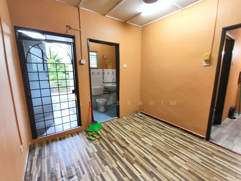 2-storey Terraced House for Sale in Balakong (Selangor) - Azli Ibrahim - Interior - PropertyGuru.com.my