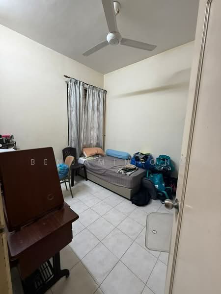 2-storey Terraced House for Sale in Taman Mount Austin (Tebrau) - Benjamin Ong - Bedroom - PropertyGuru.com.my