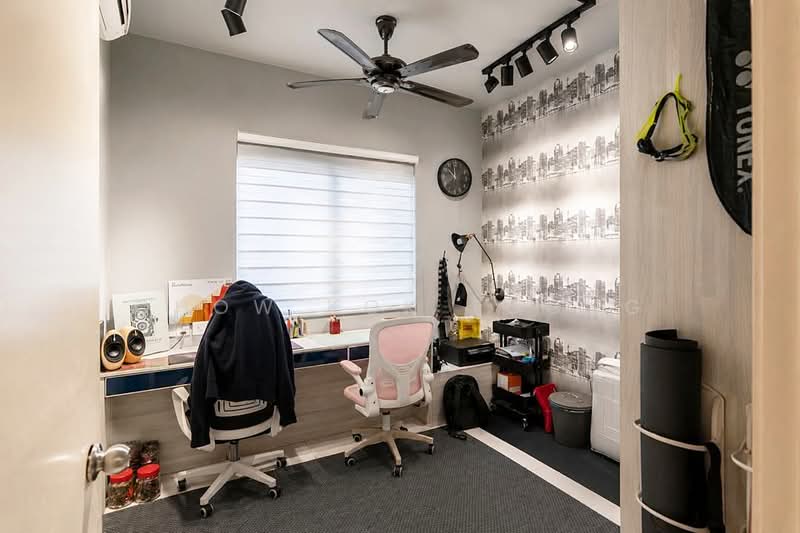 Servis Apartment untuk Dijual di Koi Kinrara - Chow Kok Toong - Study - PropertyGuru.com.my