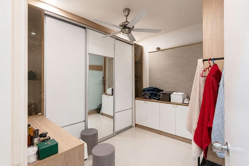 Servis Apartment untuk Dijual di Koi Kinrara - Chow Kok Toong - Bedroom - PropertyGuru.com.my